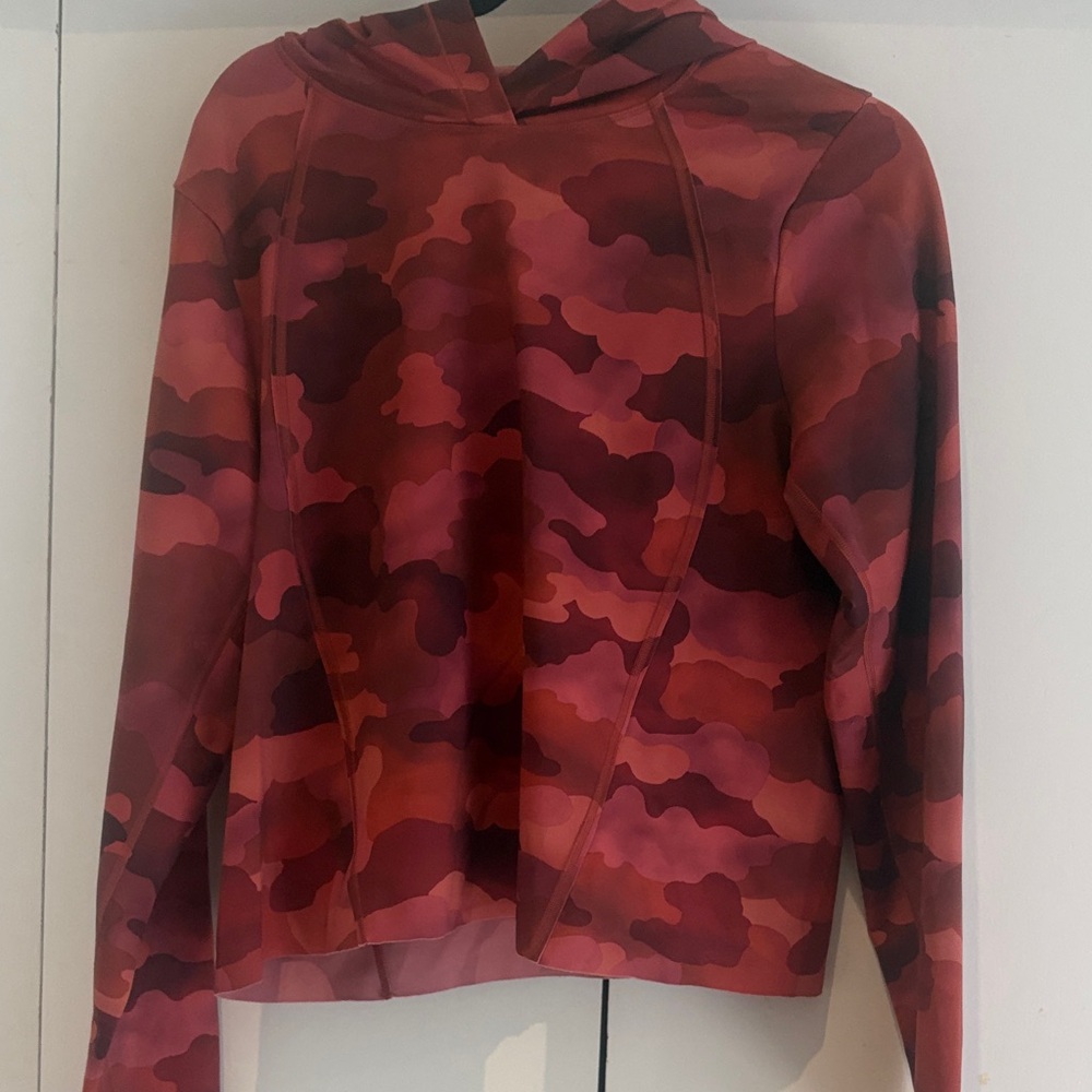 Athleta Pinnacle Cropped  Camo Hoodie size large L